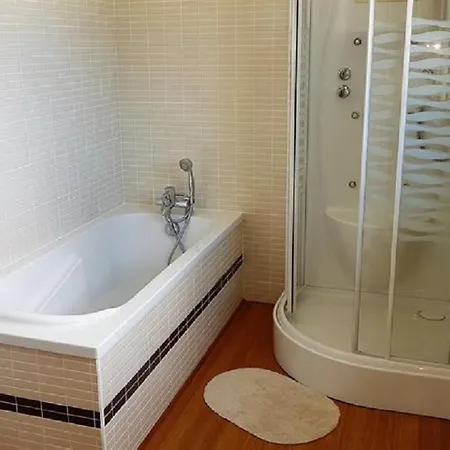 8 Personnes Avec Piscine Privative Secteur Golf- Proche - Climatisation סן סיפריאן